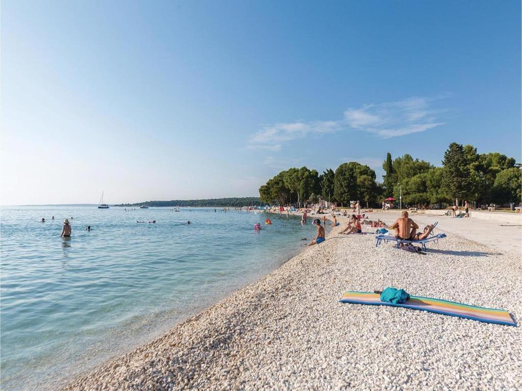 Brijunisol - 3 Apartments Top Position Near The Beautiful Beach Fažana Exterior foto